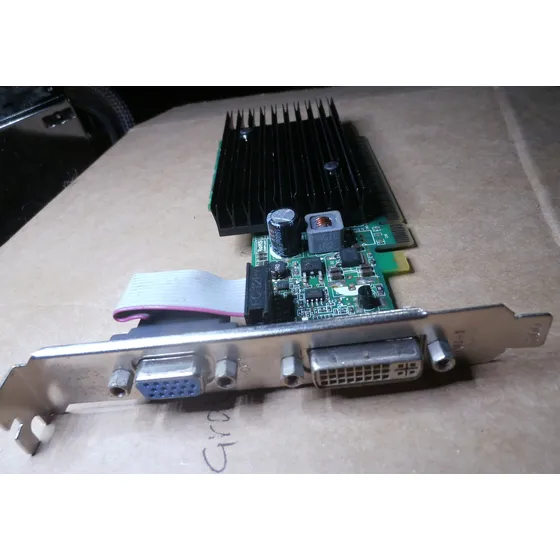 Placa De Video Geforce 8400gs 512mb Ddr2