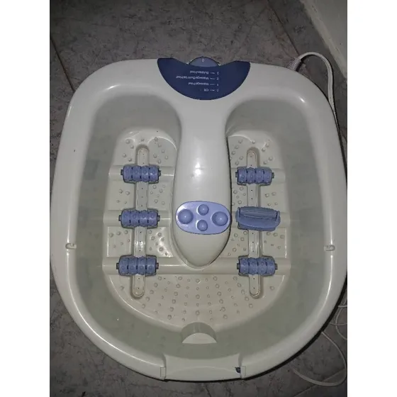 Ponchera Masajeadora Electri Usado Spa Pies Excelente Estado