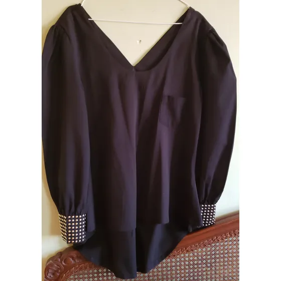 Elegante Bluson Negro Bellos Puños Con Botones Dorados Xl/xg