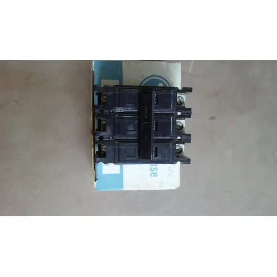 Breaker Superficial Trifasico Hqc 3x50 Amp.  Westinghouse