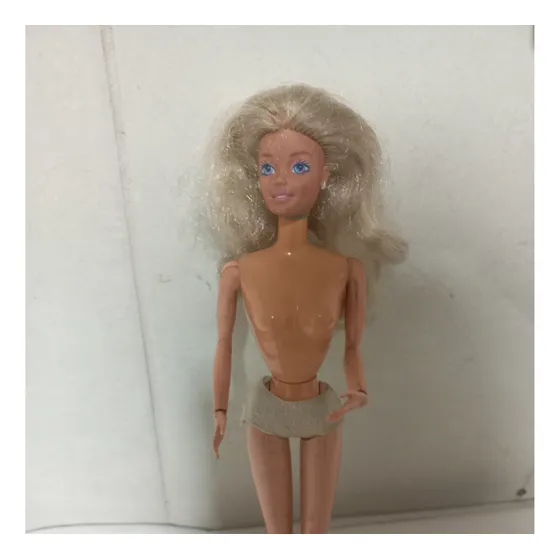 Boneca Barbie Estrela Estilo Rosas Para Restauro