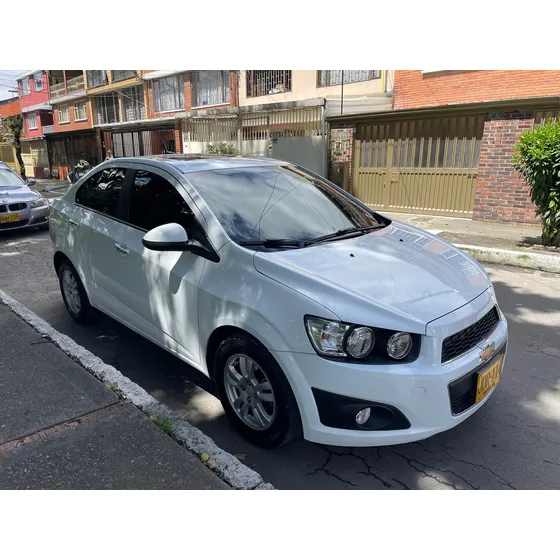 Chevrolet Sonic 1.6 Lt 4 P Mecánica