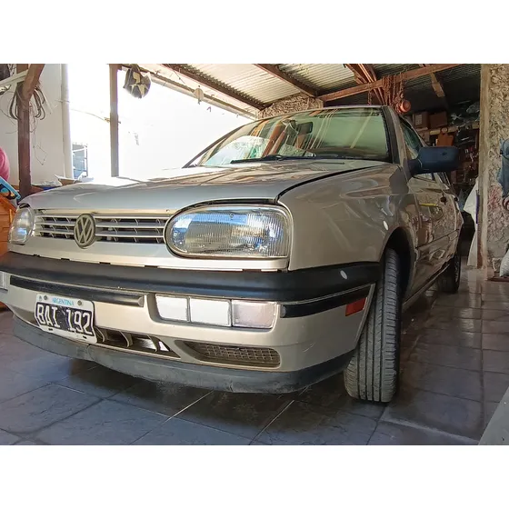 Volkswagen Golf 1.8 Gl