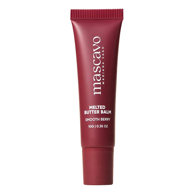 Embalagem em bisnaga do hidratante labial Mascavo Melted Butter Lip Balm na cor Smooth Berry com 10g