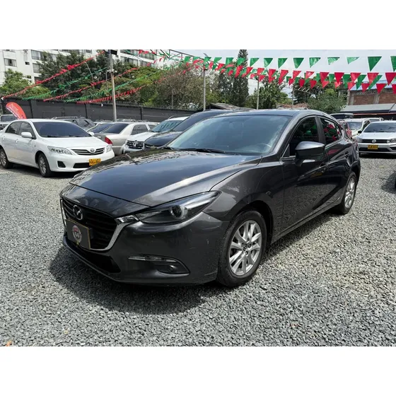 Mazda 3 2.0 Touring At