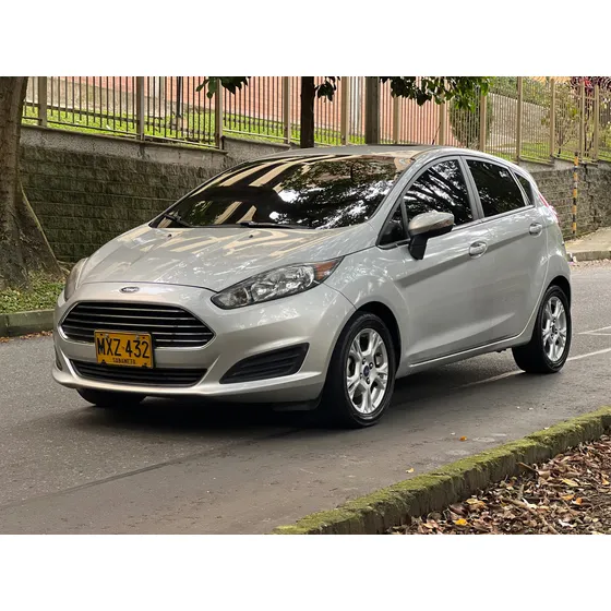 Ford Fiesta 1.6 Hatchback Se