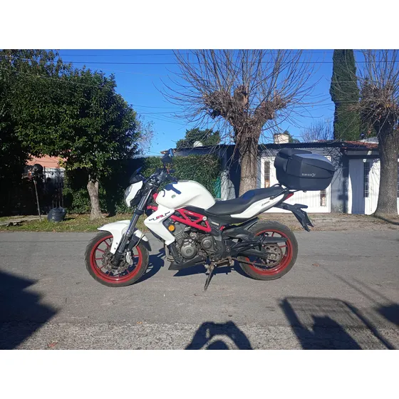 Benelli Tnt 300 2018