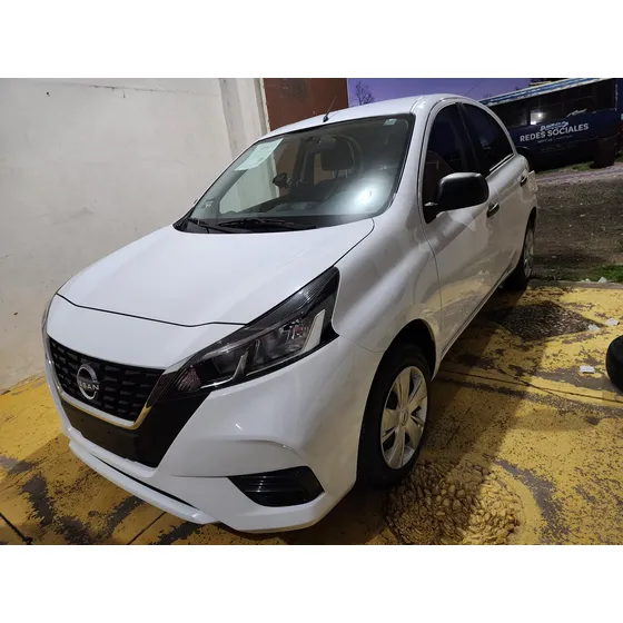 Nissan March 1.6 Sense Mt