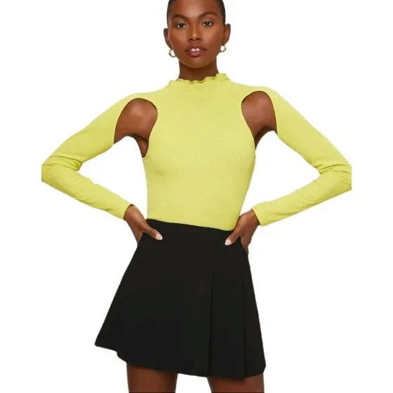 Camisa  Top Color Lima Manga Larga Escote Brazos Tela Canalé