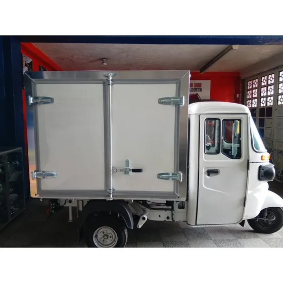 Motocarro Carga Bajaj  2025 Tipo Furgón