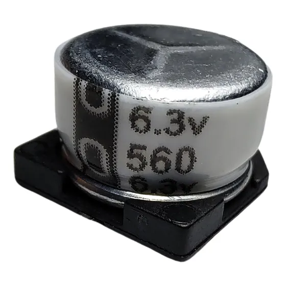 Capacitor 560 Microfarad Mf 6.3 V Smd Aluminio 10x6.9 Mm  