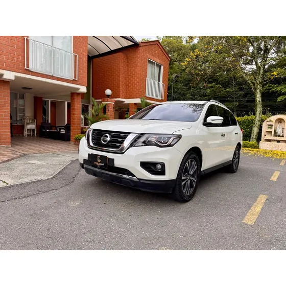 Nissan Pathfinder 3.5 R52 Exclusive