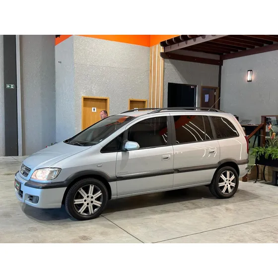 Chevrolet Zafira 2.0 Mpfi Elegance 8v Flex 4p Automático