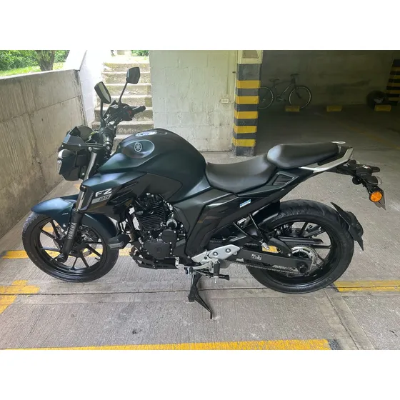 Yamaha Fz250