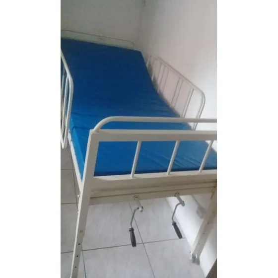 Cama Hospitalar Manual...locacao...$ 110,00 Mensal + Entrega