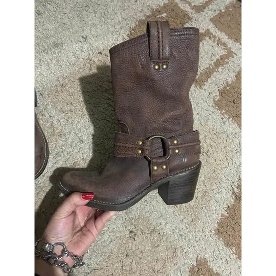 Botas
