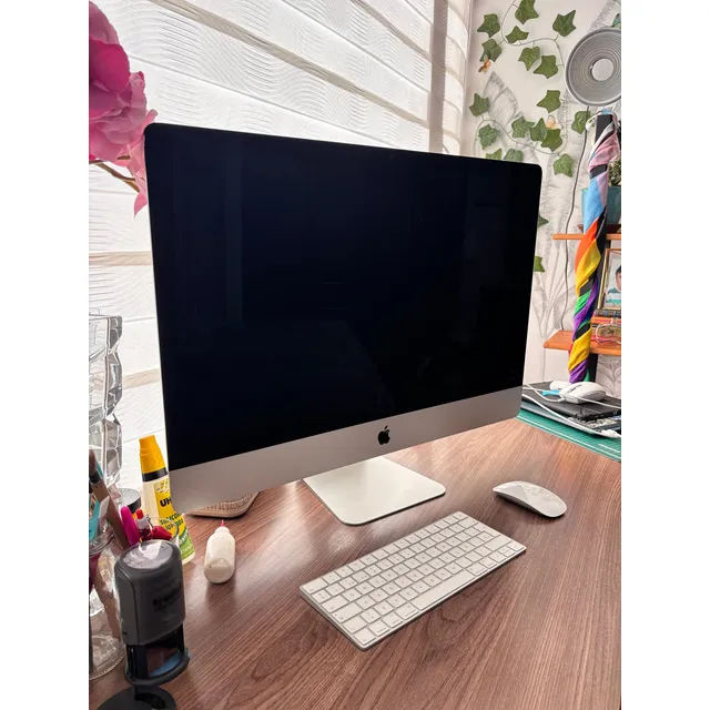 iMac Modelo 19,1. Año 2019