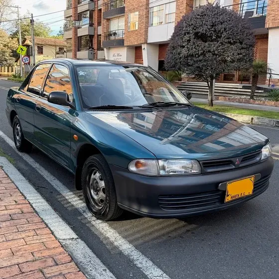 Mitsubishi Lancer 1994 1.3 El