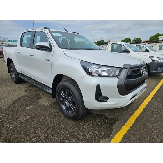 Toyota Hilux Sw4 2025