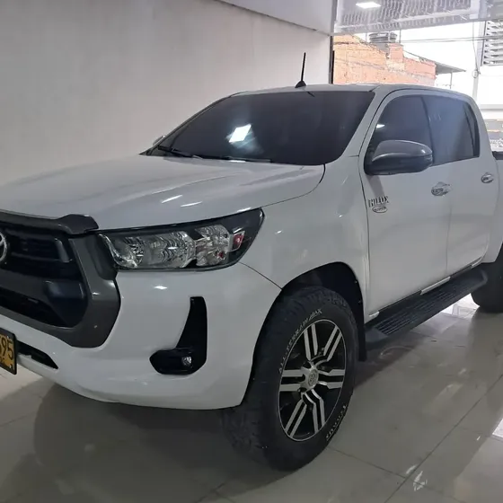 Toyota Hilux 2018 2.7 4x4 Gasolina Mecánica