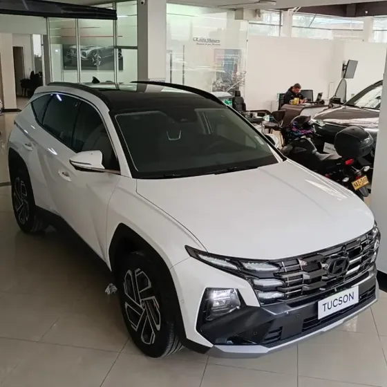 Hyundai Tucson 2027 Limited Hibrida 4x2
