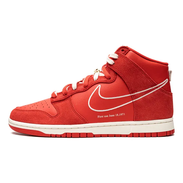 Nike Dunk High Hombre Primer Uso Rojo