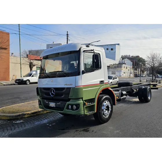 Mercedes Benz Atego 1418 Chasis Largo Año 2014