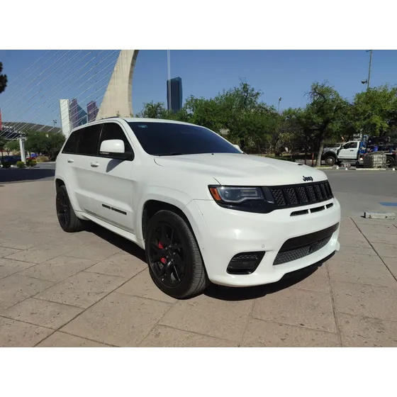 Jeep Grand Cherokee 6.4 Srt-8 At