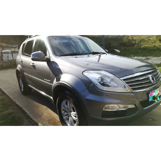 Ssangyong Rexton 4x2 At