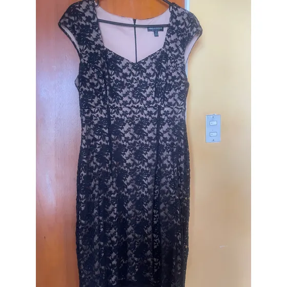 Vestido Negro Con Fondo Color Carne Talla M Usado