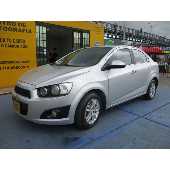 Chevrolet Sonic Lt 4x2 1600cc Mt Aa