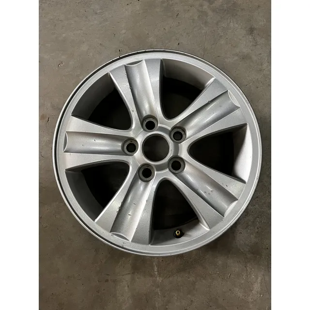 Rin 16 Saturn Vue 1 Pieza Original