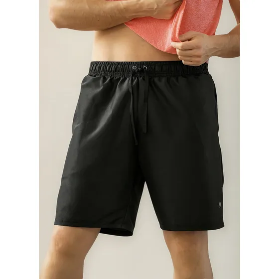Leo Pantaloneta Deportiva Con Acabado Antifluidos Y Bolsillo