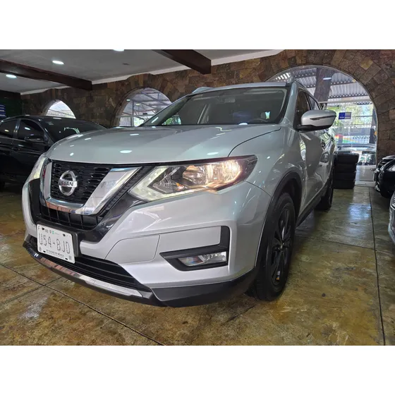 Nissan X-trail 2.5 Advance 2 Row Cvt