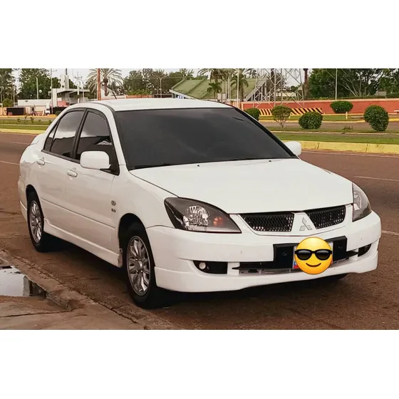 Mitsubishi Touring Sincrónico