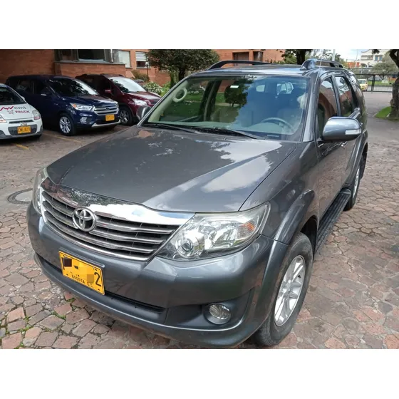 Toyota Fortuner 2.7l 4x4