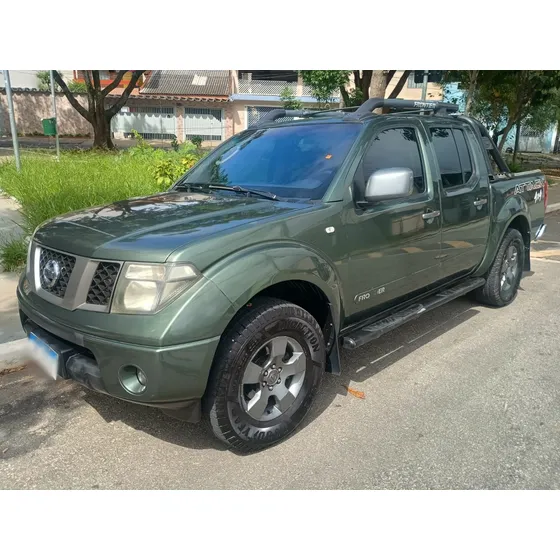Nissan Frontier 2.5 Le Attack Cab. Dupla Aut. 4p