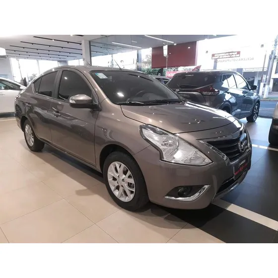 Nissan Versa 1.6 16v Flexstart Sv 4p Xtronic