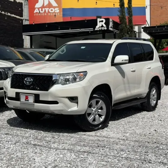 Toyota Prado 2022 4.0 Txl