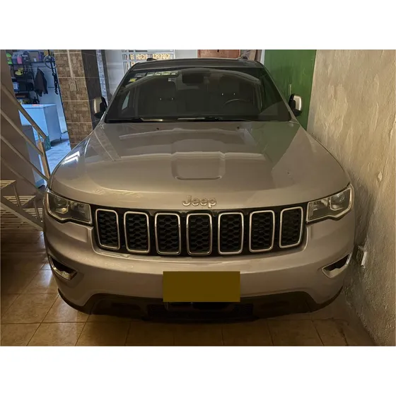Jeep Grand Cherokee 3.6 Limited Lujo 4x2 Mt