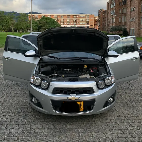 Chevrolet Sonic 2015 1.6 Lt 5 P