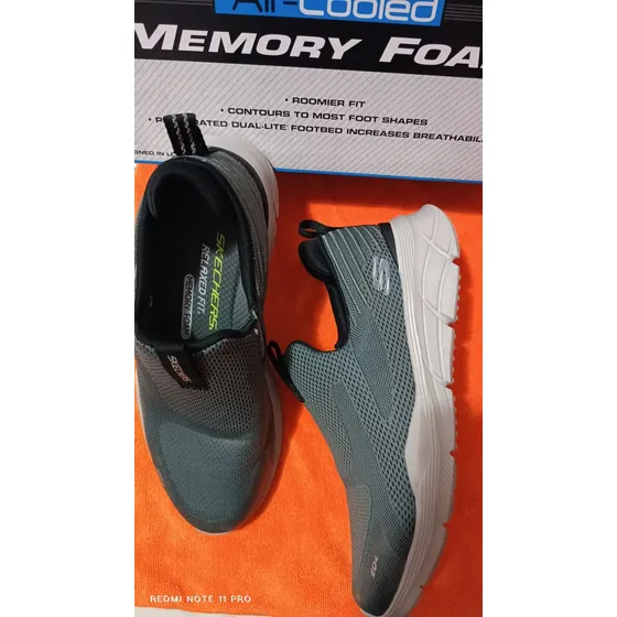 Skechers Originales/caballero Talla 7.5 Americano O 40