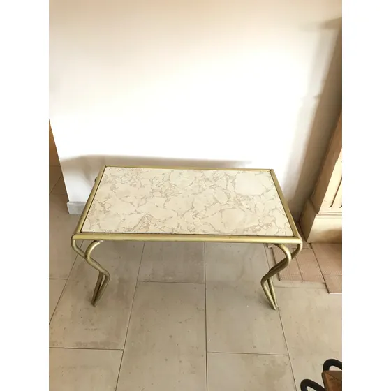 Mesa Auxiliar, Base Bronce, Tope Formica Mármol 80x45