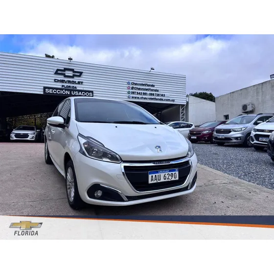 Peugeot 208 Allure