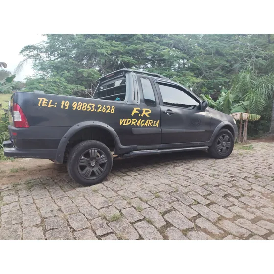 Fiat Strada 1.8 Adventure Ce Flex 2p