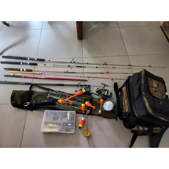 Kit Pesca Completo, Bolsa, Varas, Molinetes, Iscas, Acessori