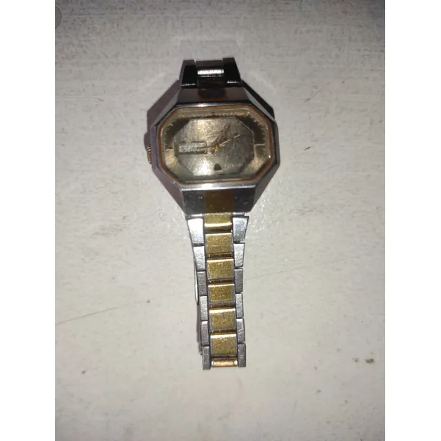 Reloj Nivada Automatico Quartz Pequeño