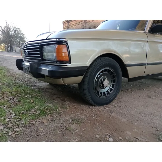 Ford Falcon 3.0 Lujo