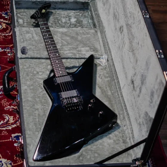 Guitarra Esp Explorer Exp - Custom Shop Floyd Rose