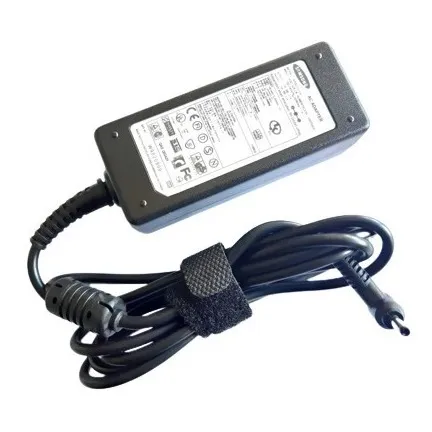 Cargador Para Lapto Samsung 19v 2.1a  3.0*1.0mm  40 Watts